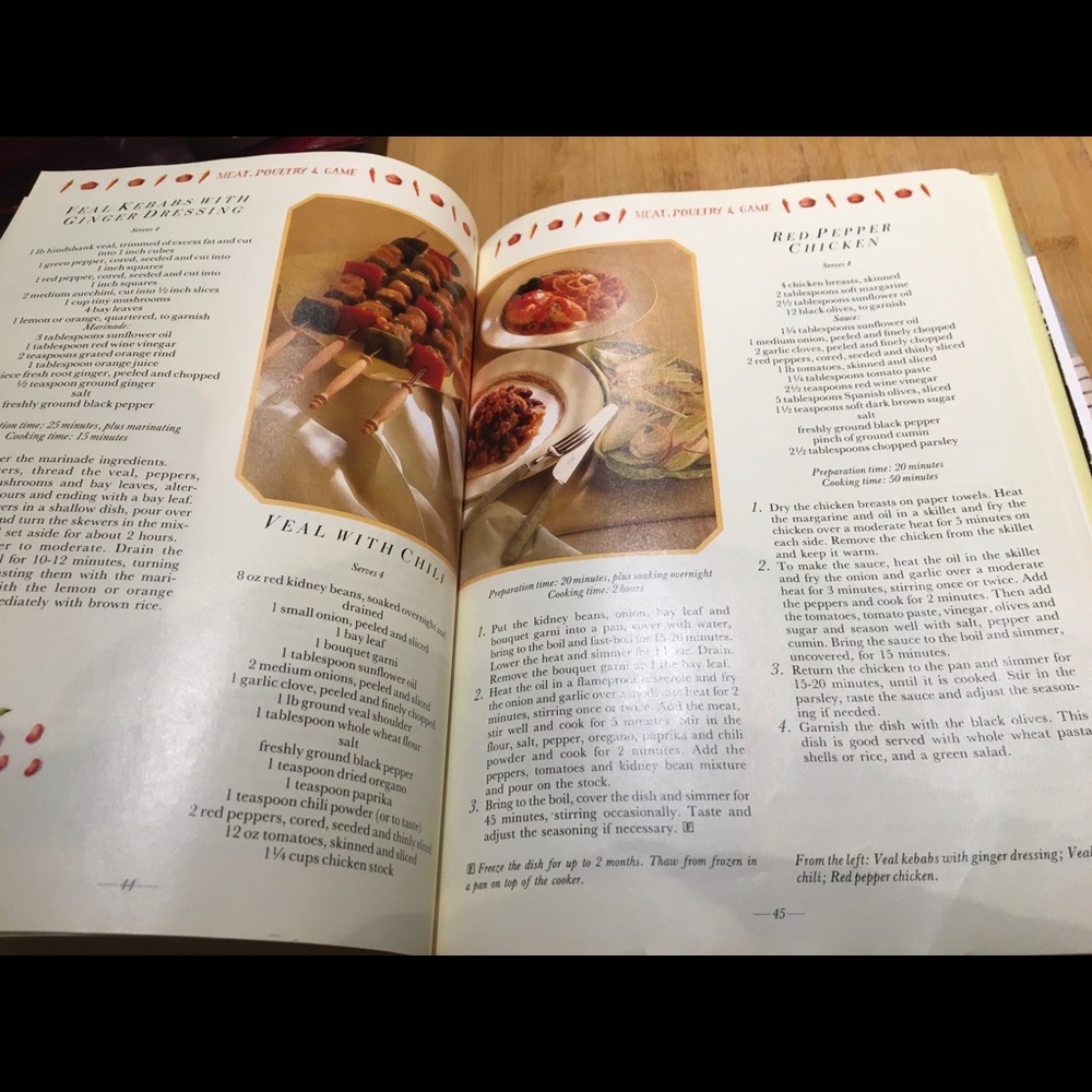 Cooking Naturally Book - Picture 5 of 6